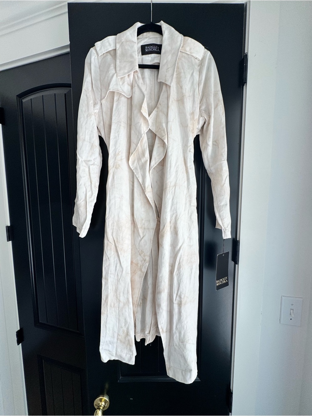 Badgley Mischka Cream Ruffle-Front Long Sleeve Coat